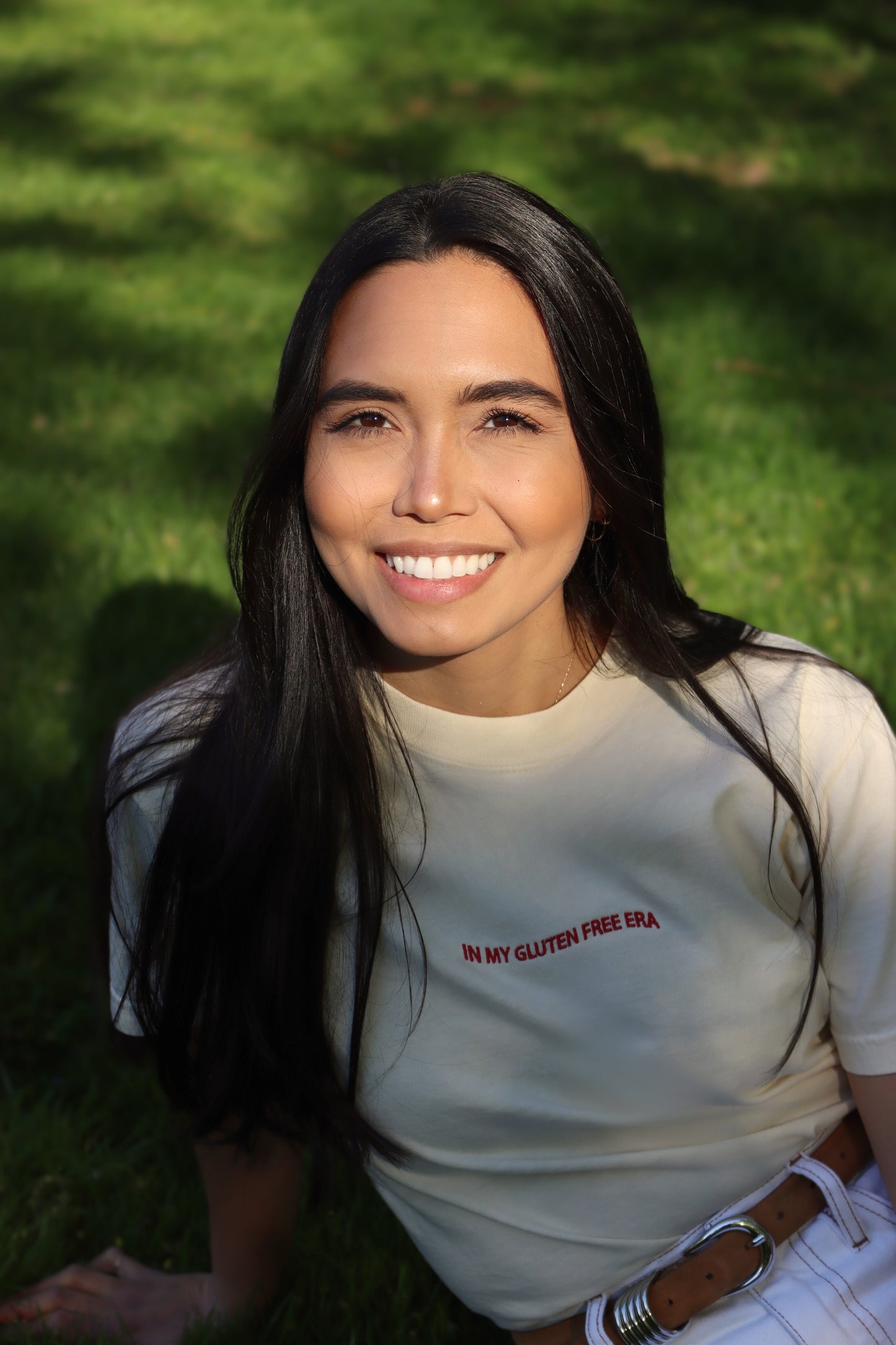 "in my gluten free era" embroidered tee - ivory