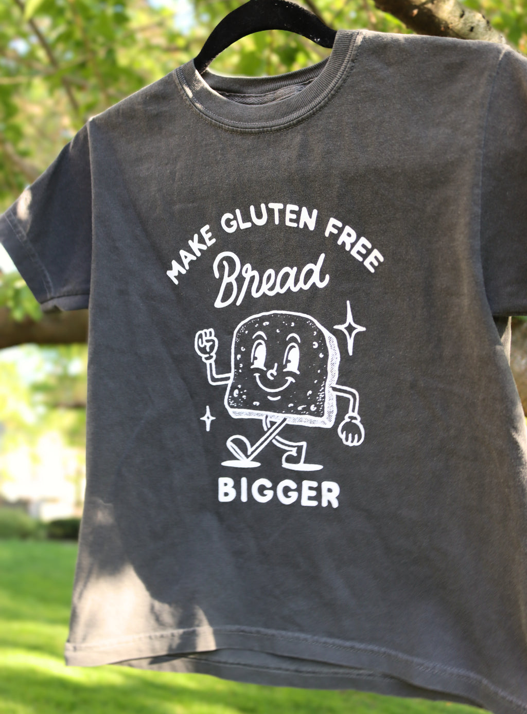 SALE YOUTH | "make gluten free bread bigger" tee - pigment black